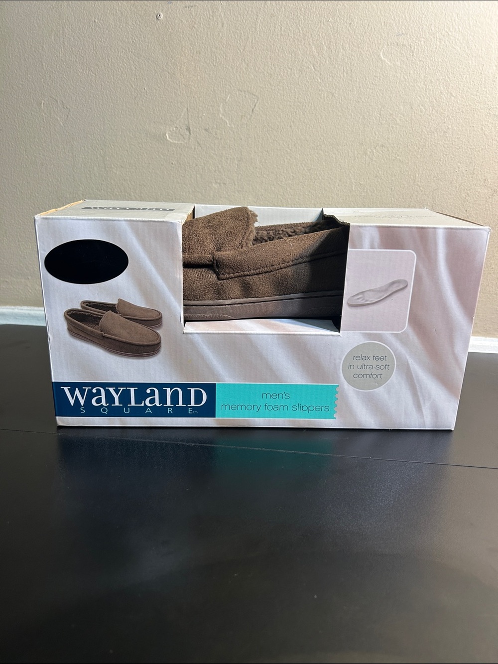 Wayland Square Men's Memory Foam Slippers - Brown Size Small 6/7